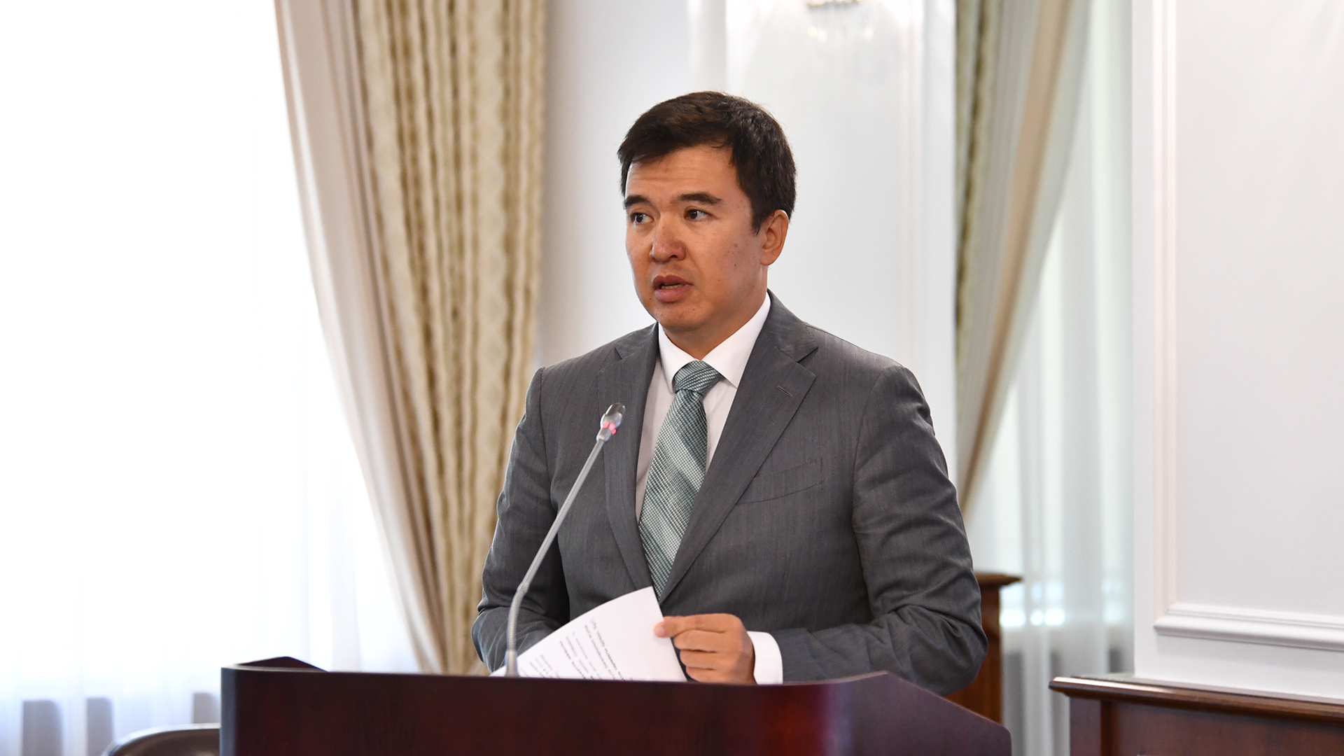 Үкіметте әлеуметтік маңызы бар тауарларға бағаның тұрақтылығын қамтамасыз етудің жаңа құралдары қаралды