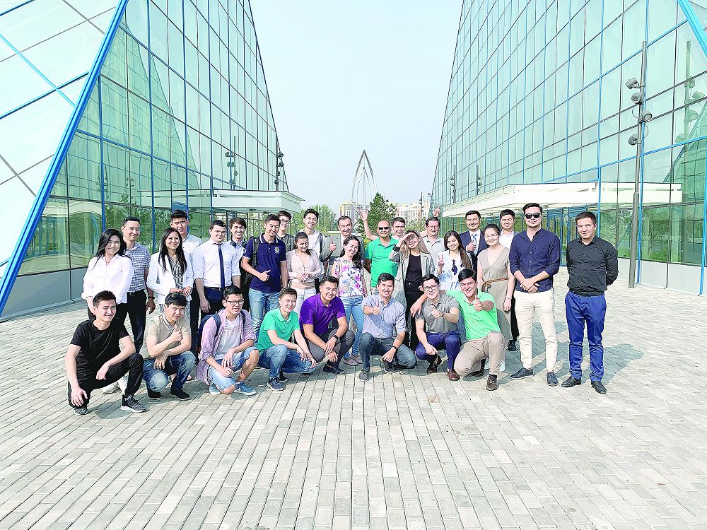 Ақылды жүйе: Қазақстаннан Стив Джобс қашан шығады?