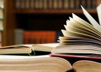 Ақырын жүріп, анық басқан