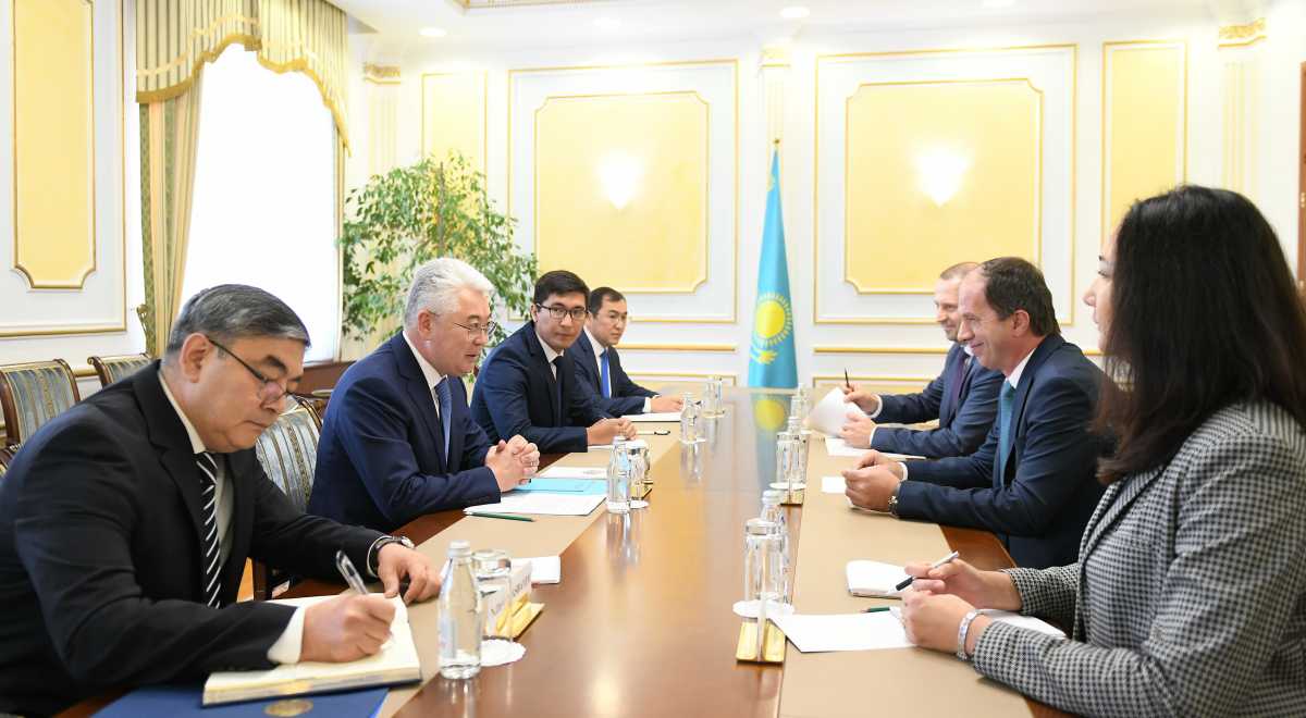 Бейбіт Атамқұлов БҰҰ Даму бағдарламасының тұрақты өкілі Якуп Беришті қабылдады