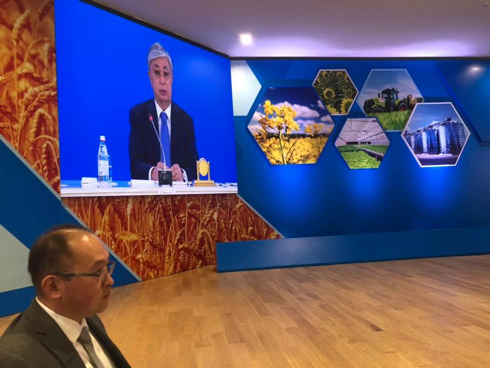 Мемлекет басшысы: Түрлі бағыттағы ет кластерлерін дамыту қажет