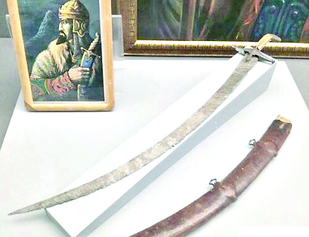 Қазақ хандары ұстанған бұйымдар қайда?