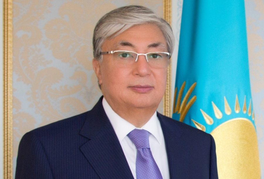 Мемлекет басшысы мұғалімдерді кәсіби мерекелерімен құттықтады