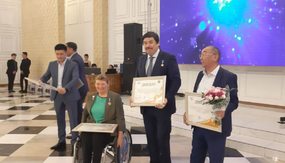 Жамбылдың жомарт жандары