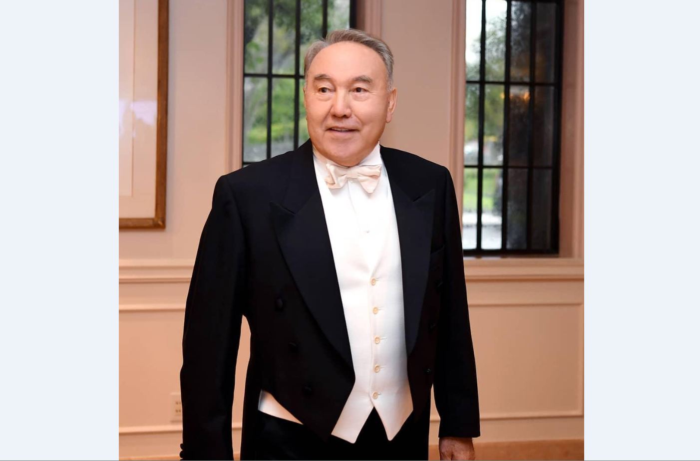 Елбасы орнатылған дресс-кодты үнемі ұстанады - А.Үкібай