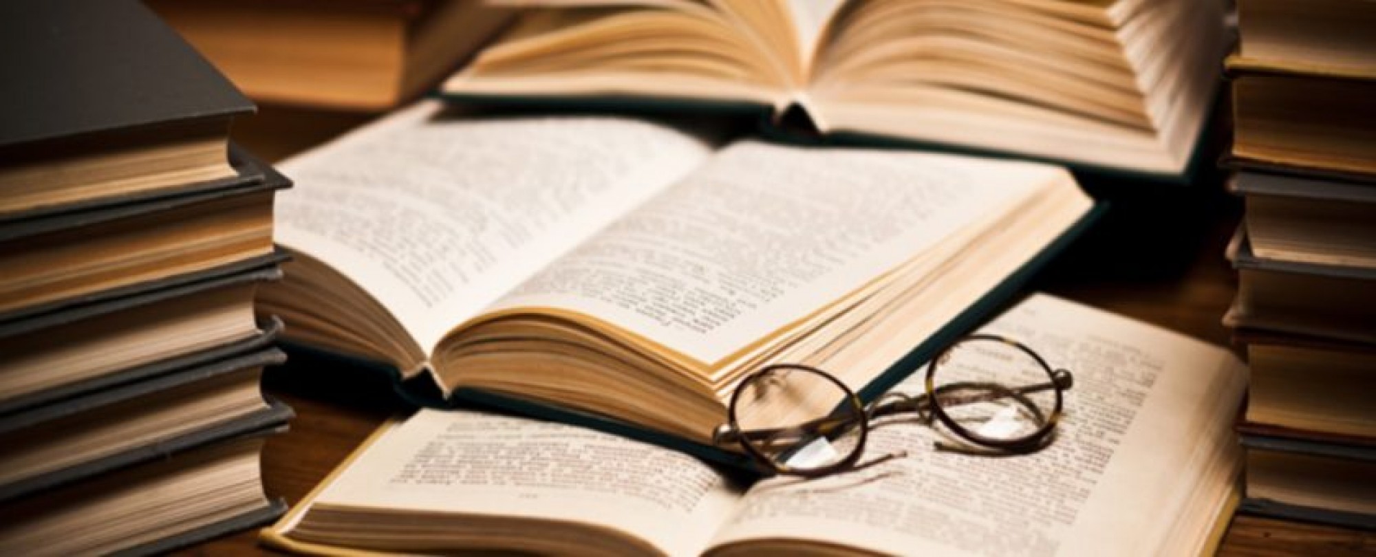 Дәуір белесінің авторы