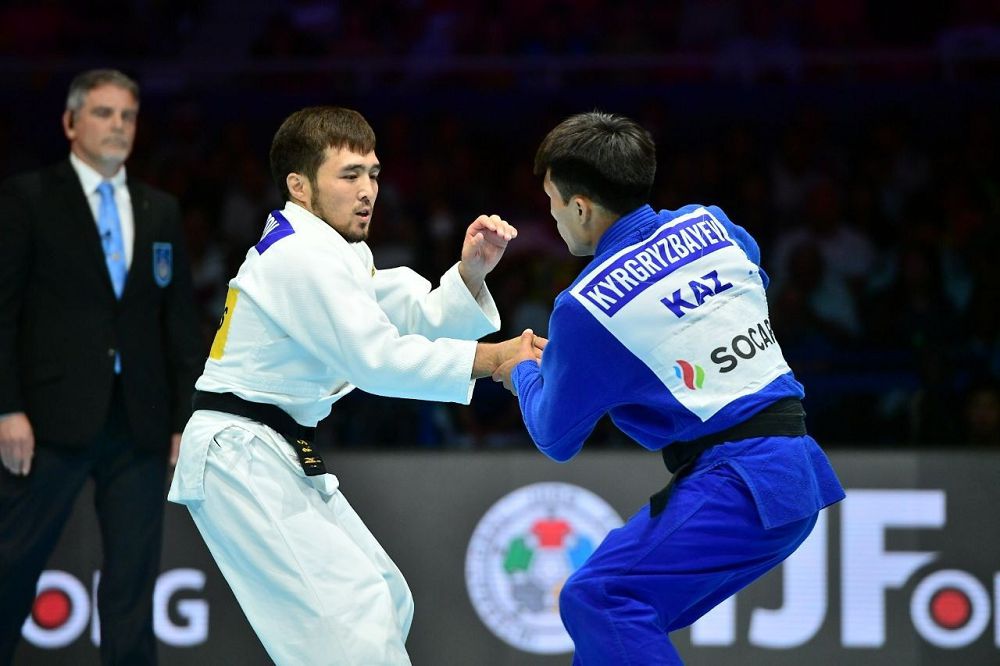 Балуандар  Әбу-Дабиде белдеседі