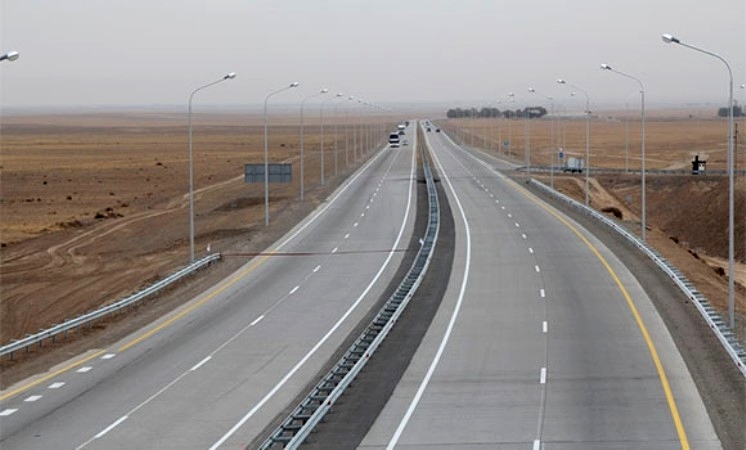 «Жолдың үстінде пара беруге болмайды»