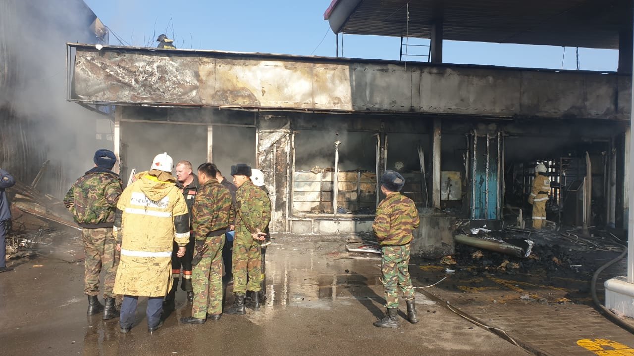 Алматыда жанармай бекеті өртенді