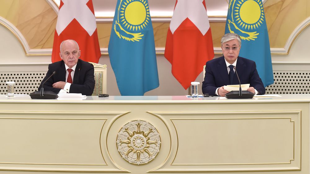 Қазақстан мен Швейцария Президенттері БАҚ үшін брифинг өткізді