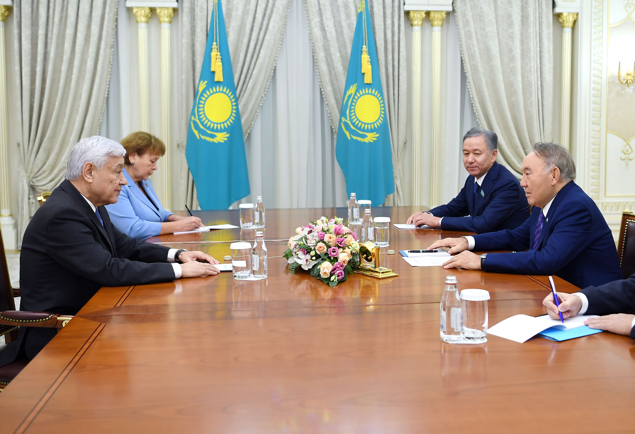 Елбасы Татарстан Республикасы Мемлекеттік Кеңесінің Төрағасымен кездесті