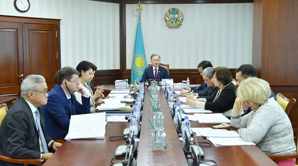 Нұрлан Нығматулин Мәжілістің Бюро отырысын өткізді
