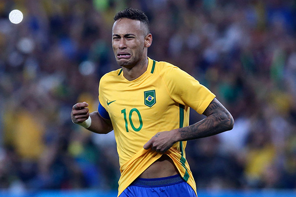 Неймар «Барселонаны» тағы да сотқа берді