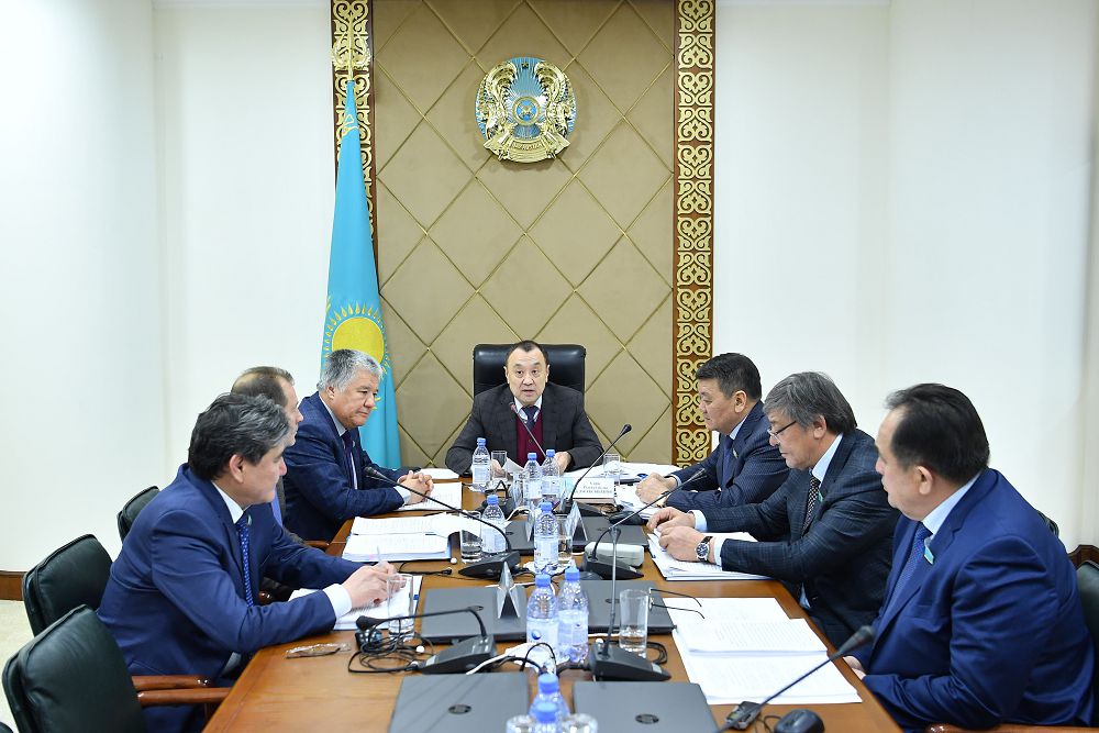 Сенаторлар ішкі қажеттіліктерге бағытталған заң жобасын қарады