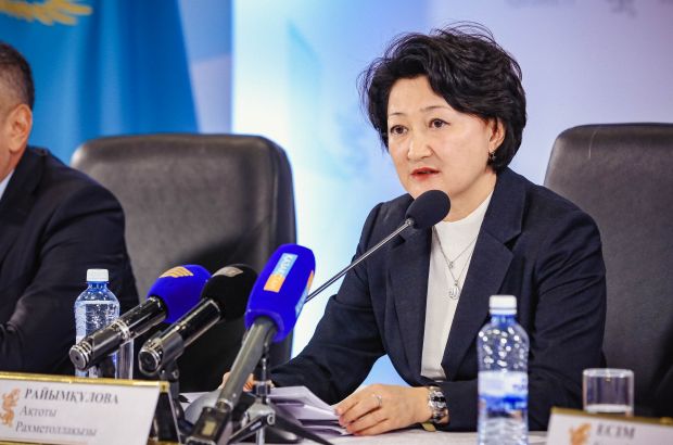 Ақтоты Райымқұлова Арыстанбек Мұхамедиұлына көңіл айтты
