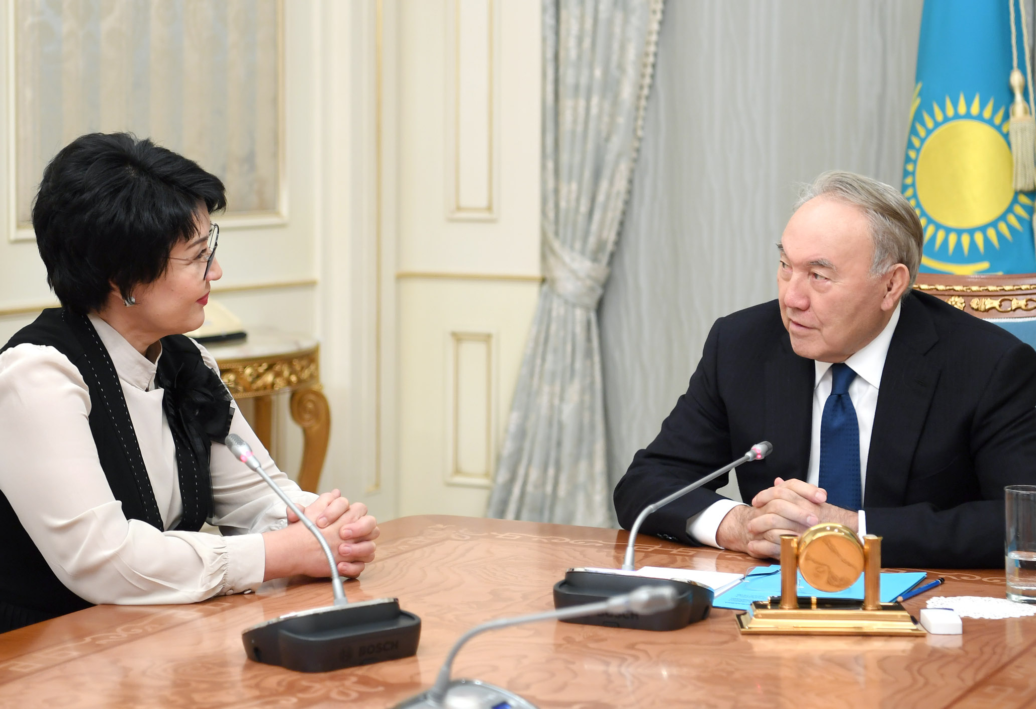 Елбасы Қазақстан Республикасының халық әртісі Жәния Әубәкірованы қабылдады