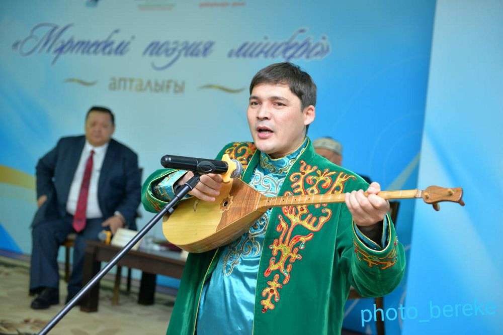 Шымкент: Мәртебелі поэзия мінбері апталығы аясындағы кеш