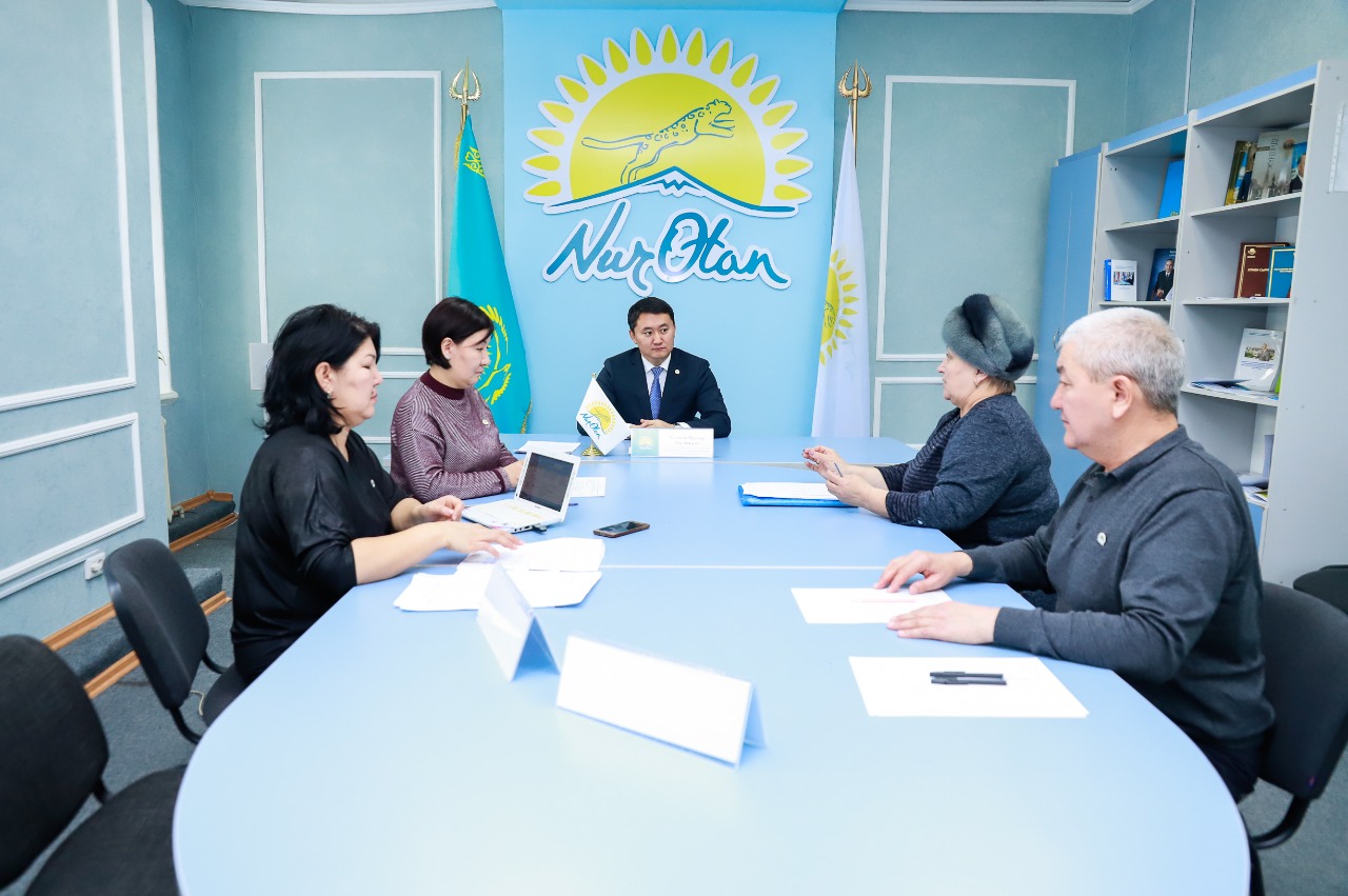 Тұрғындардың мәселелерін тыңдады