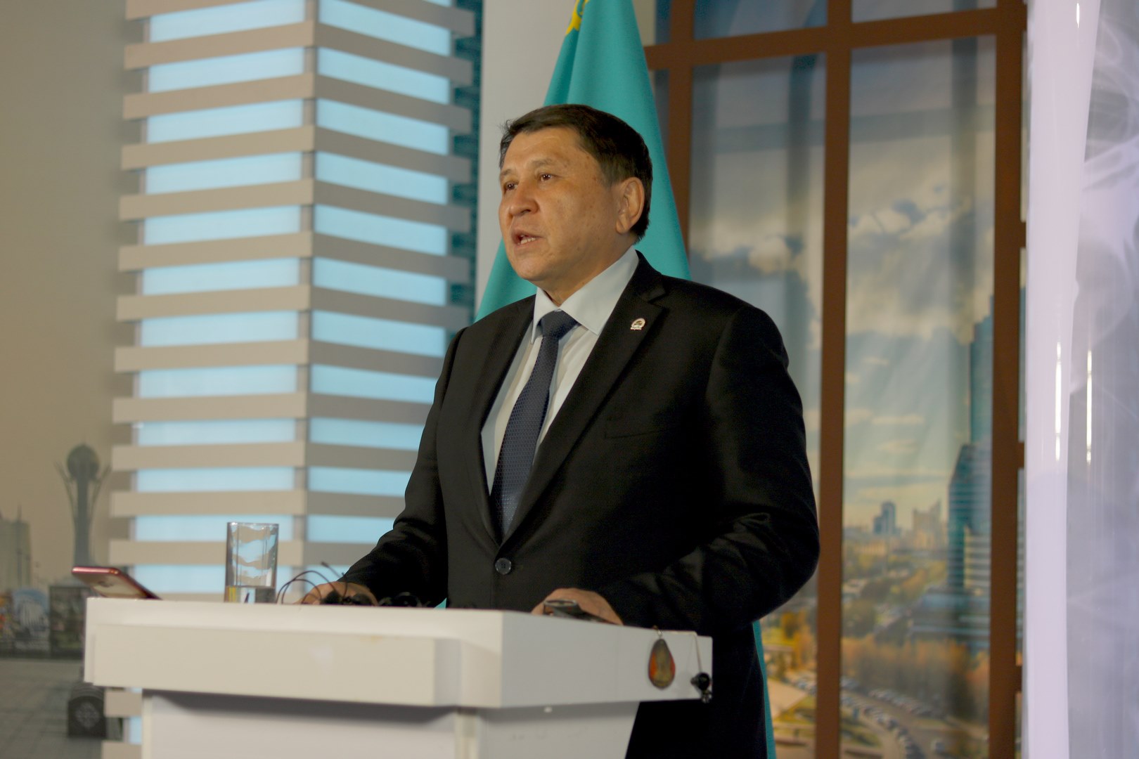 Қытайдан келгендер түгел бақылауда болады