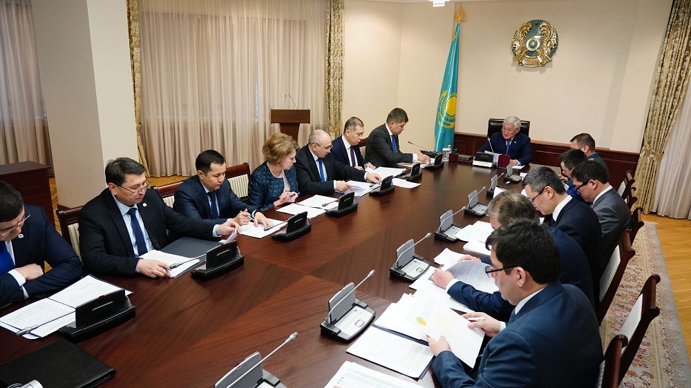 ҚХР азаматтарына виза беру тоқтатылды