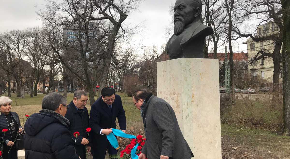 Будапештте Абай Құнанбайұлының 175 жылдығы атап өтілді