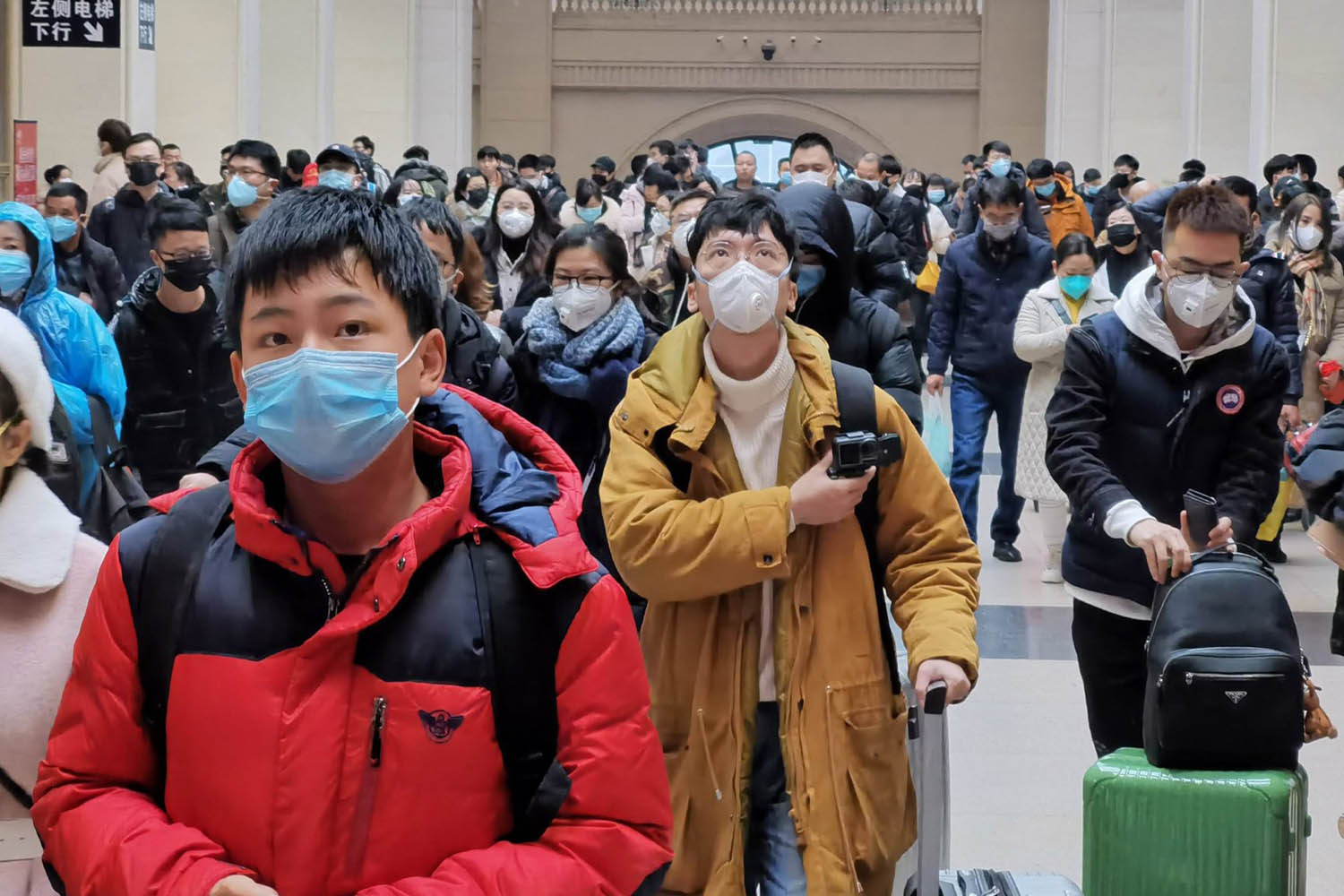 Оралда ЖРВИ мен тұмау жұққан екі адам бақылауда