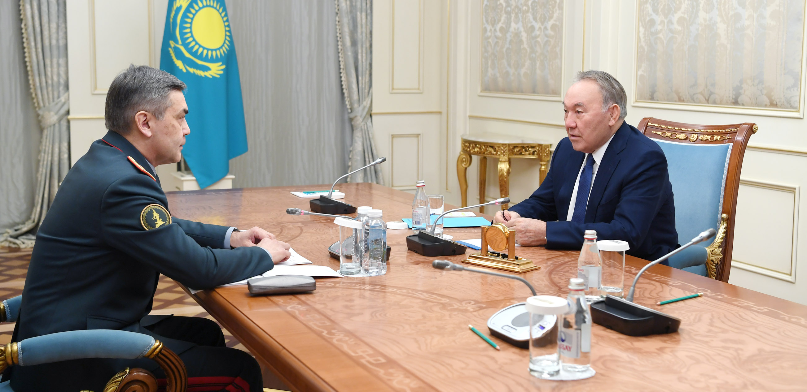 Қауіпсіздік Кеңесінің Төрағасы Қорғаныс министрін қабылдады