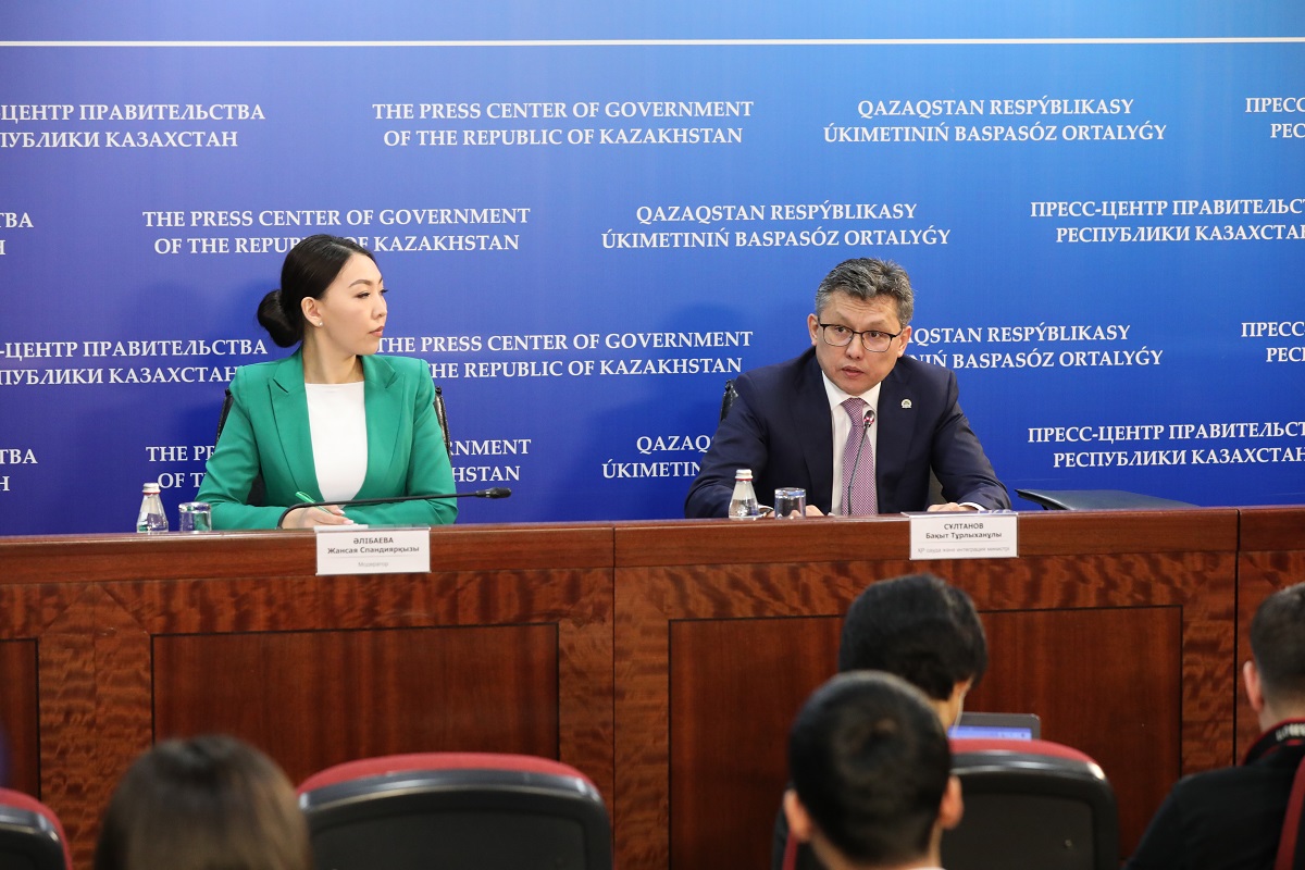 Б. Сұлтанов: Тауарларды шекара арқылы өткізу коронавирустың таралуына әсер етпейді