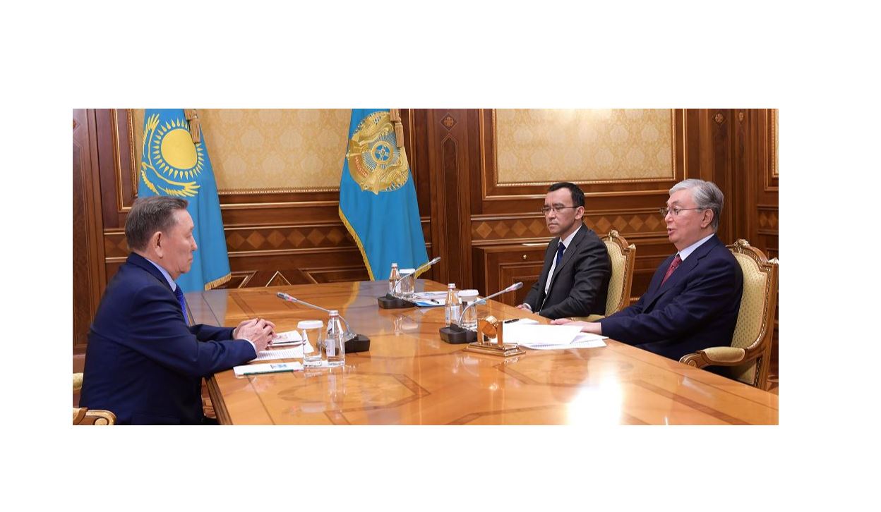 Ел өміріндегі өзекті мәселелер сөз болды