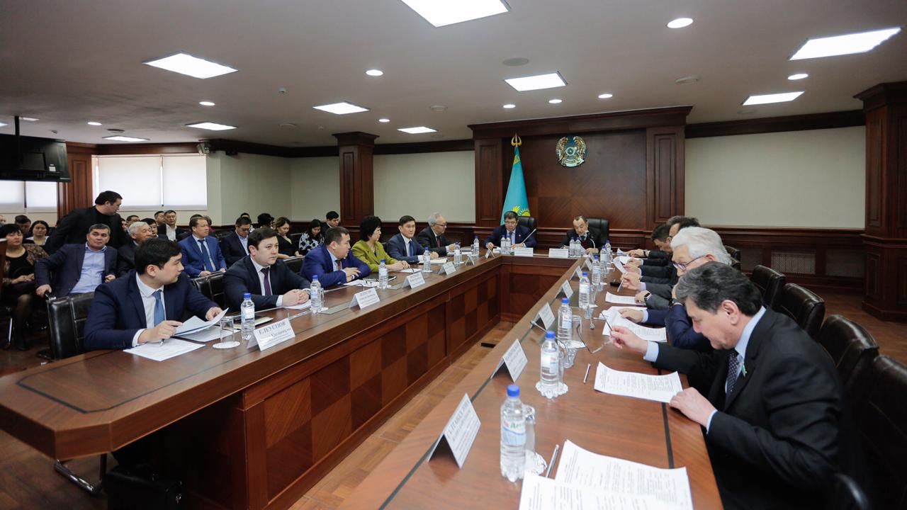 Серік Жақсыбеков бизнес өкілдеріне: Мәселені бірге шешейік