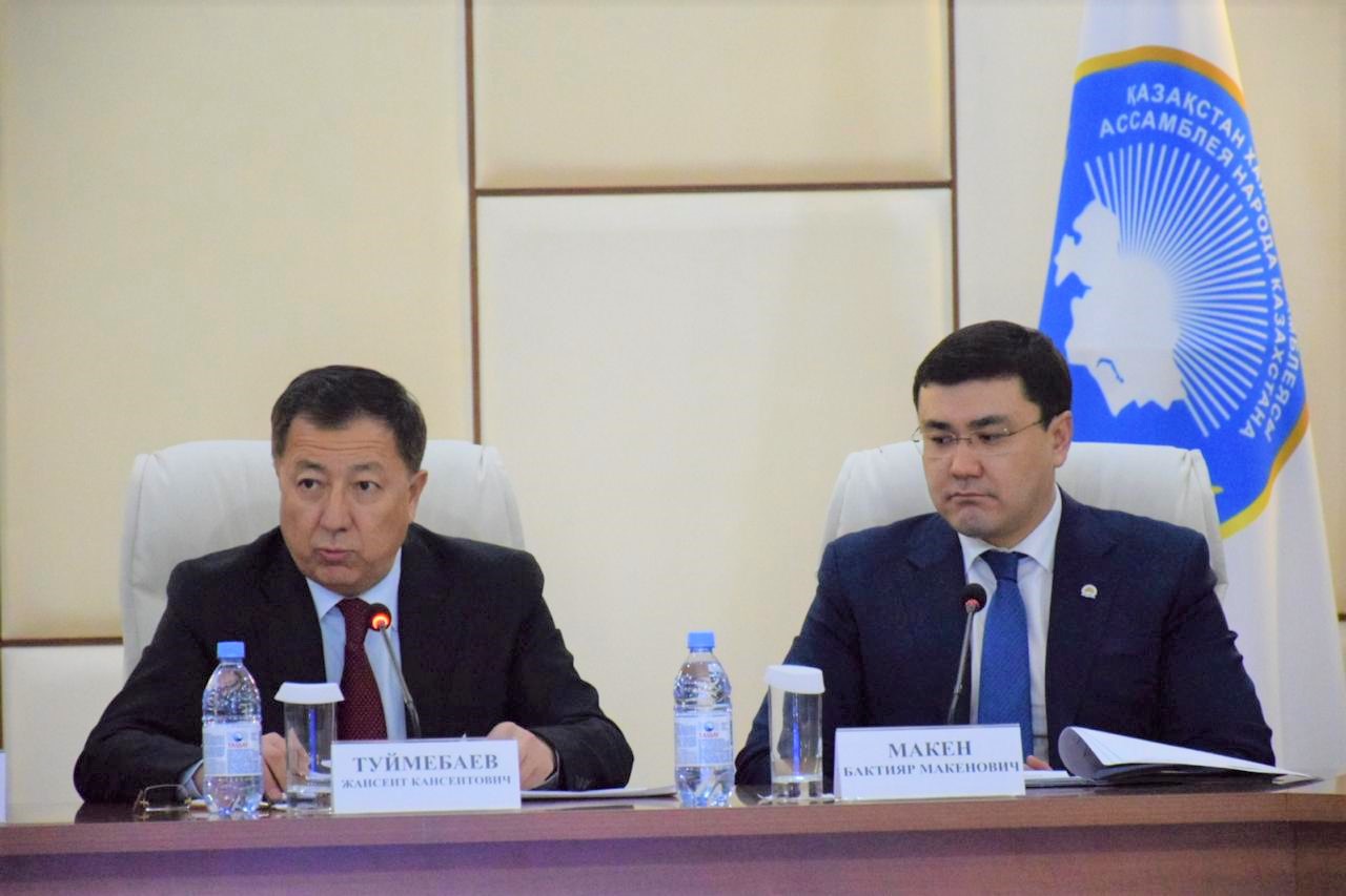 Ж.Түймебаев этномәдени бірлестіктердің жетекшілерімен кездесті