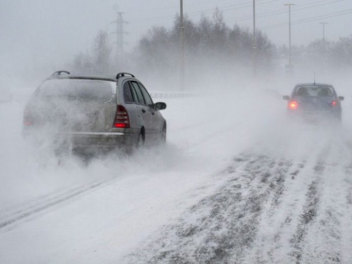 Еліміздің бірнеше өңірінде тас жолдар жабық