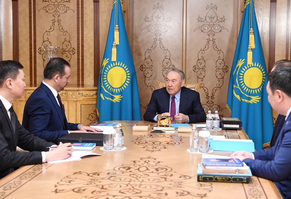 Елбасы түрік саясаттанушысы Кюршад Зорлуны қабылдады