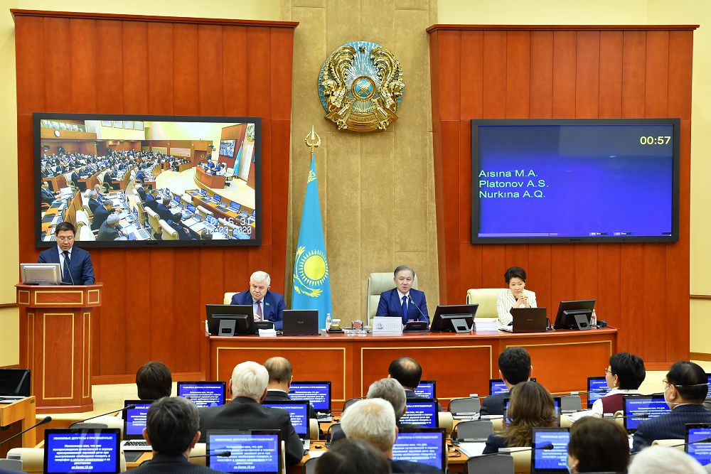 Мәжіліс жұмысы жаңа форматқа көшті