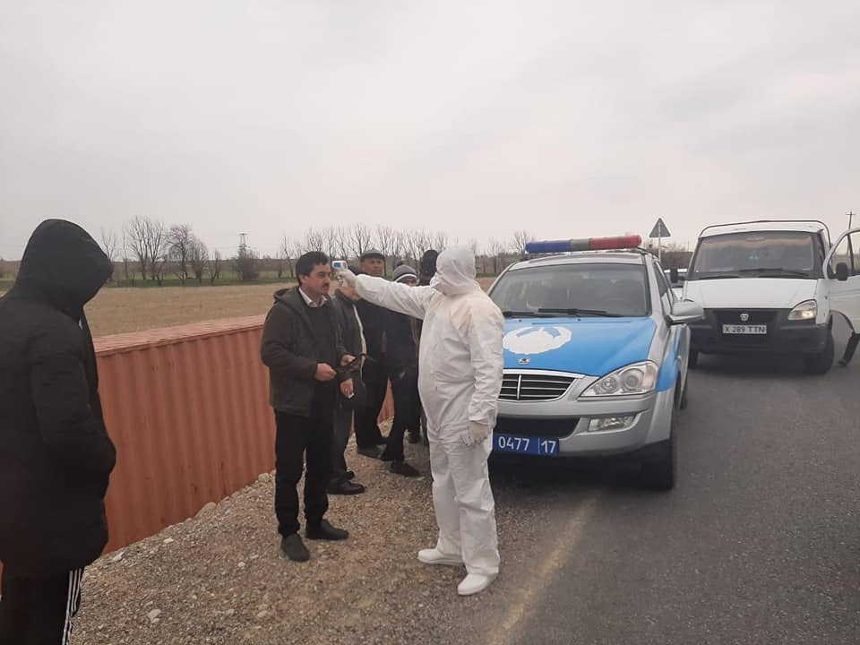 Шымкентке кіретін автожолдарда 12 арнайы блок бекеті қойылды