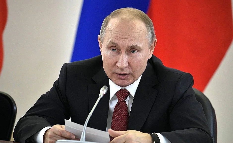 РФ Конституциясына түзетулер бойынша дауыс беру кейінге ауыстырылды