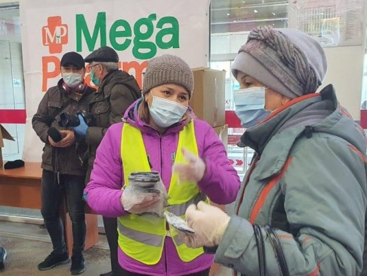 «Mega Pharma» медициналық маска тарату бойынша акция бастады