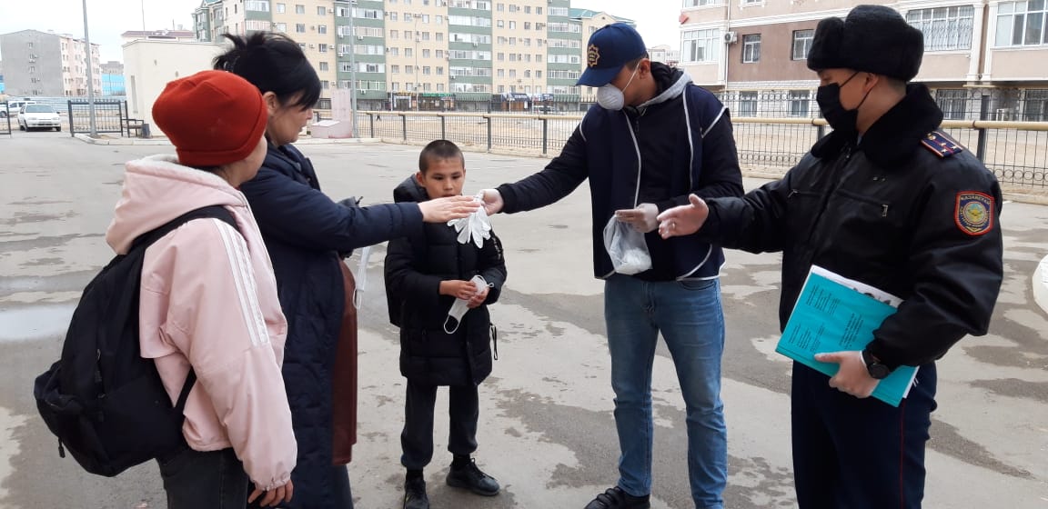 Маңғыстау: Полицейлер ерікті жастарды жұмысқа шақыруда