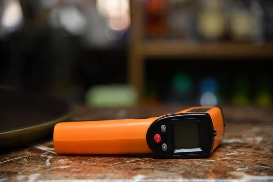 Шымкент: Байланыссыз тонометр қойылмаған нысандардың қызметіне шектеу қойылады