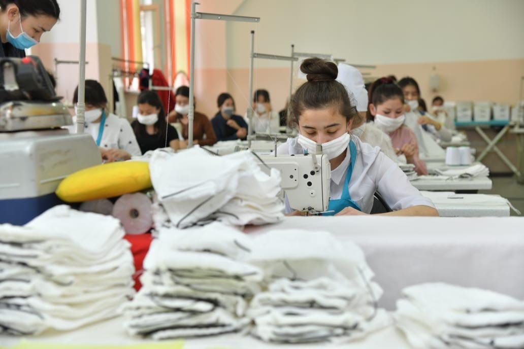 Шымкентте 285 мың дана бетперде таратылды