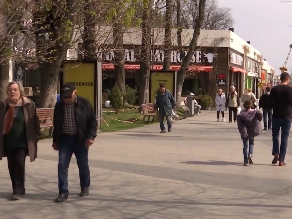 Украина тұрғындары карантин шарттарын бұзуда