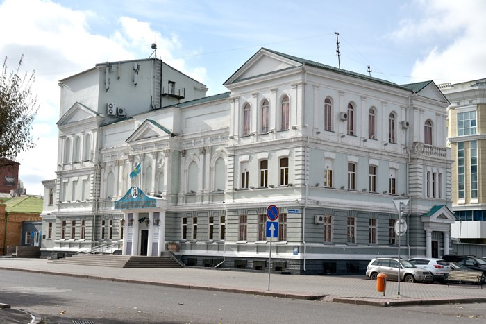 Театрдың онлайн тартуы