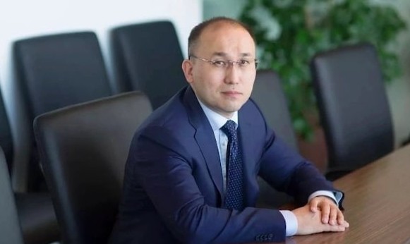 Төтенше жағдай – журналистердің құқығын шектеуге сылтау бола алмайды - Дәурен Абаев