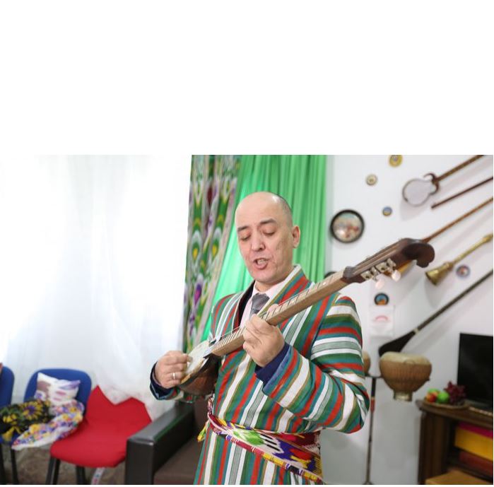 Абай әндері ұлттық музыкалық аспаптарда шырқалады