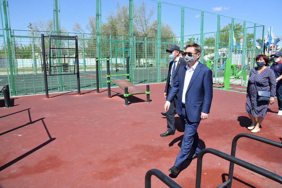 Шымкенттегі Еңбекші ауданында 64 аула абаттандырылады