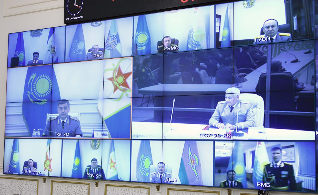 Қазақстан Қарулы Күштерінің өкілдері әскери атақ пен наградалармен марапатталды