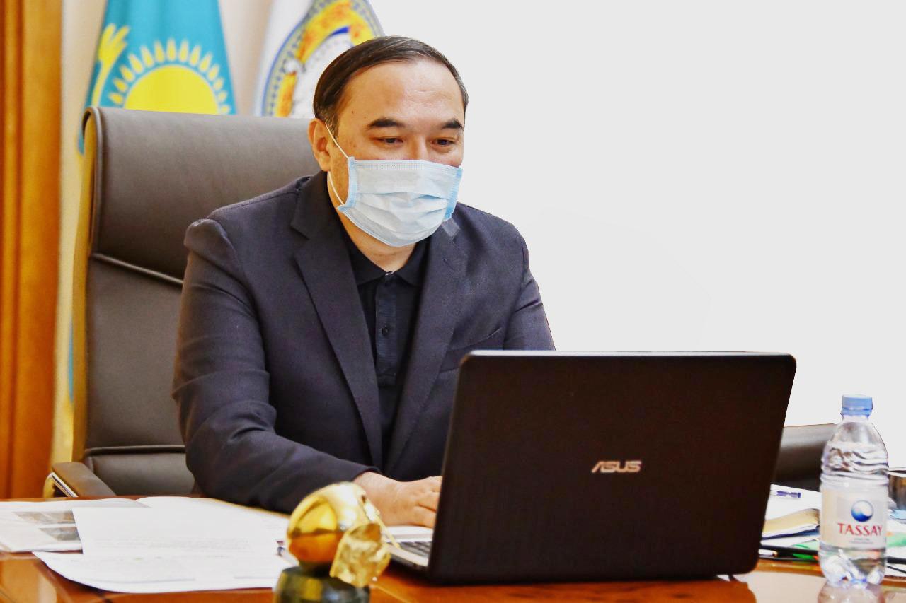 Алматыда медицина қызметкерлеріне үстемақы төлеу қалай жүзеге асып жатыр?