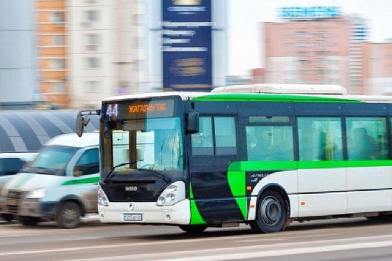 Нұр-Сұлтан: Санитарлық нормалар сақталмаса, қоғамдық көлік қызметі қайта тоқтауы мүмкін