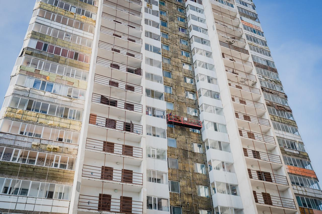 Нұр-Сұлтанда қауіпті тұрғын үй кешендерін жөндеу басталды