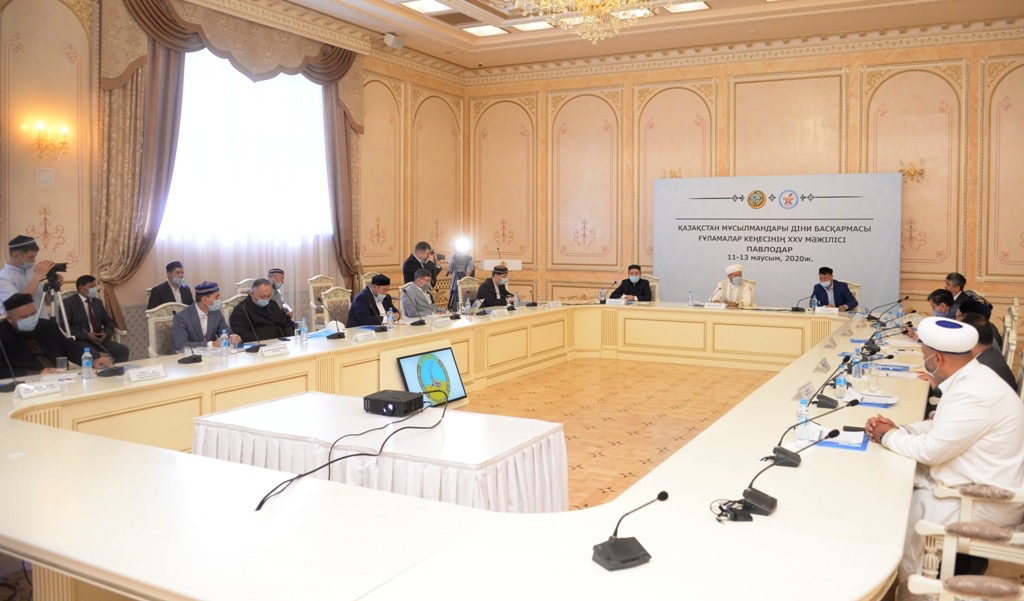 Павлодарда Діни басқарманың ғұламалар кеңесі өтуде
